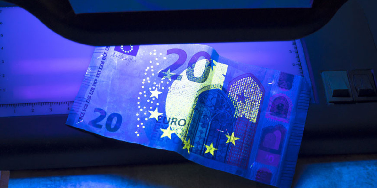 The Dark Web and Counterfeiting: A Closer Look at the Illicit Trade of Euro Counterfeit Money
